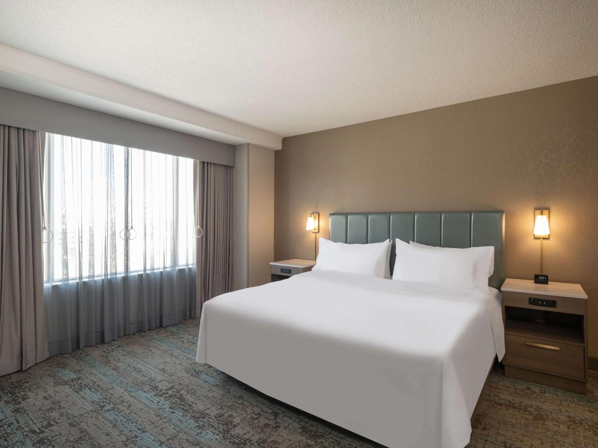 Homewood Suites By Hilton Toledo Downtown Exteriör bild